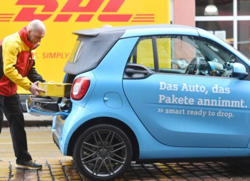 DHL/smart Kofferraum-Zustellung