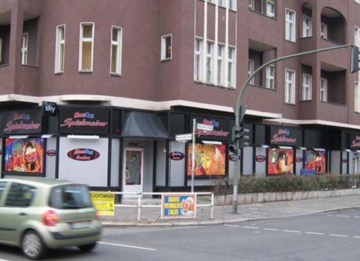 Spielhallen-Komplex in Tempelhof