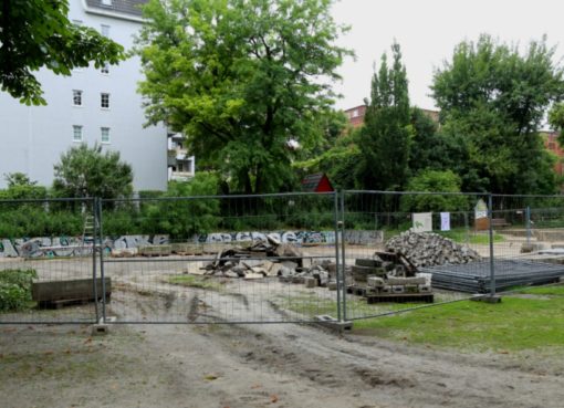 Spielplatz: Baubeginn im Heinrich-Lassen Park