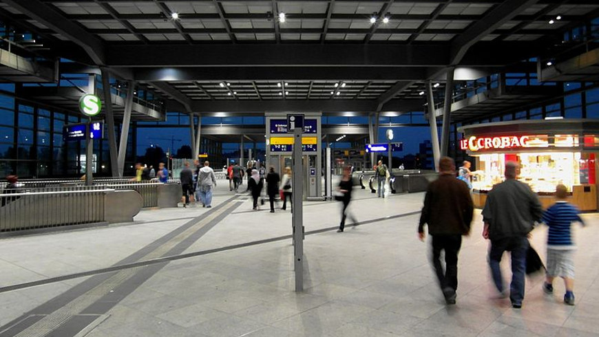 Ringbahnhalle Bahnhof Südkreuz