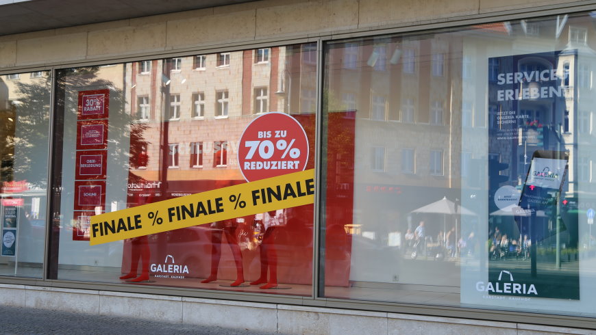 Galeria Karstadt Kaufhof mit Final Sale in der Schloßstraße mit bis zu 70% Rabatt - Foto: szz