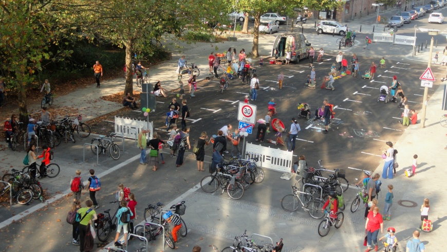 „Temporäre Spielstraße"