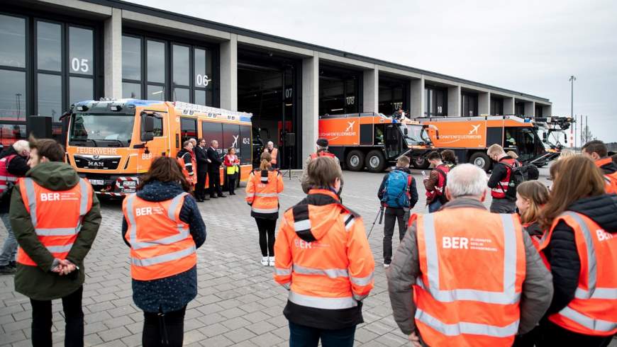 Ausbildungsstart bei der Werkfeuerwehr der Flughafen Berlin