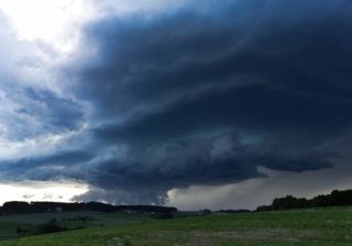 Unwetterwarnung vor Starkregen und Hagel