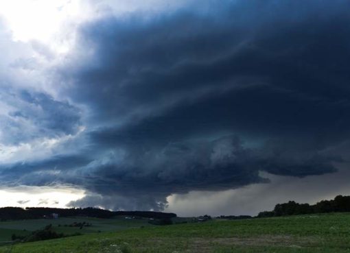 Unwetterwarnung vor Starkregen und Hagel