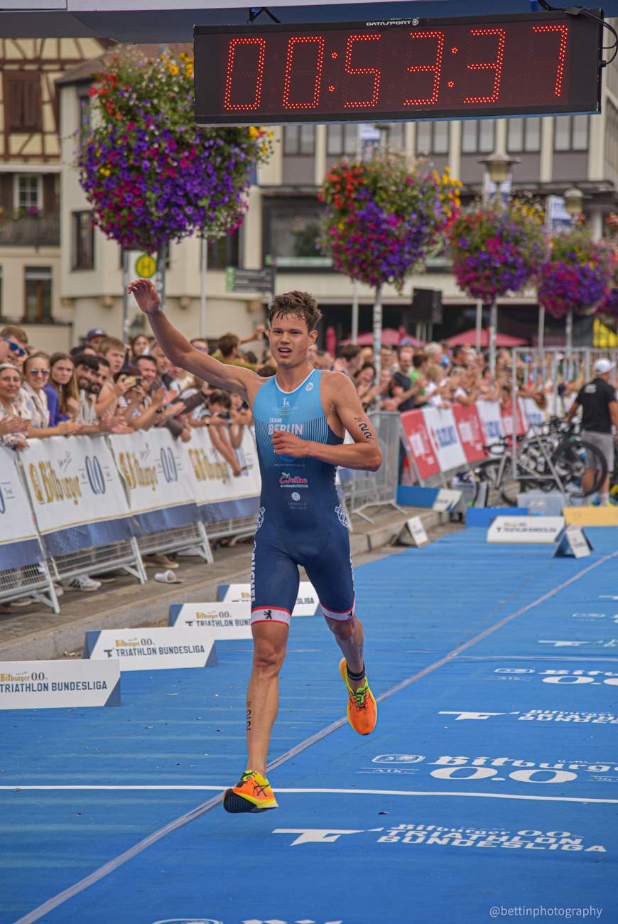 Team Berlin Triathlon: Zieleinlauf