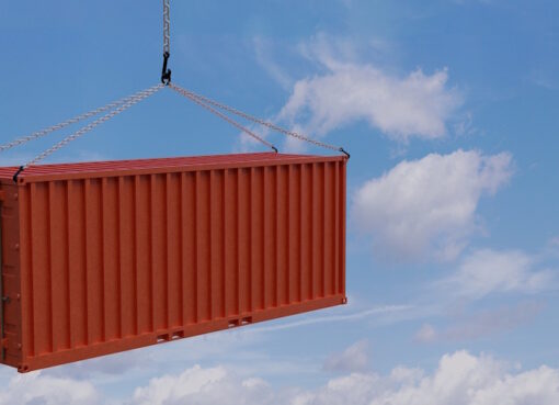 Container am Kranhaken