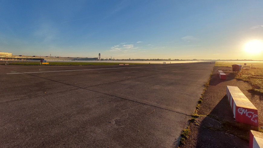 Tempelhofer Feld am Morgen