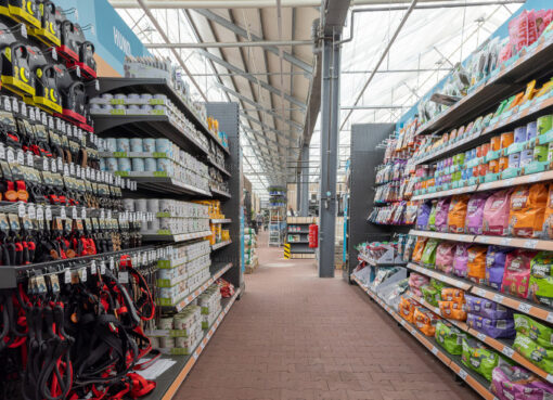 toom Baumarkt mit Heimtierabteilung