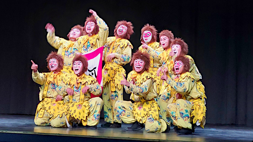 Das Zhejiang Wu Opera Research Center: Szene aus "Die drei Kämpfe mit dem weißen Knochendämon"